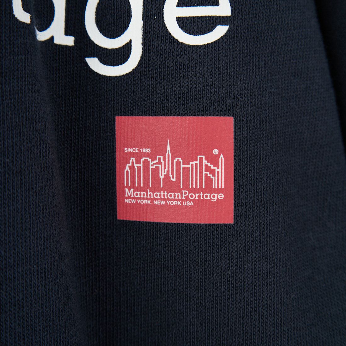 MANHATTAN PORTAGE [マンハッタンポーテージ] 別注 ポケット刺繍 リンガークルーネックスウェット [25FWMP-IN70-JF] NAVY