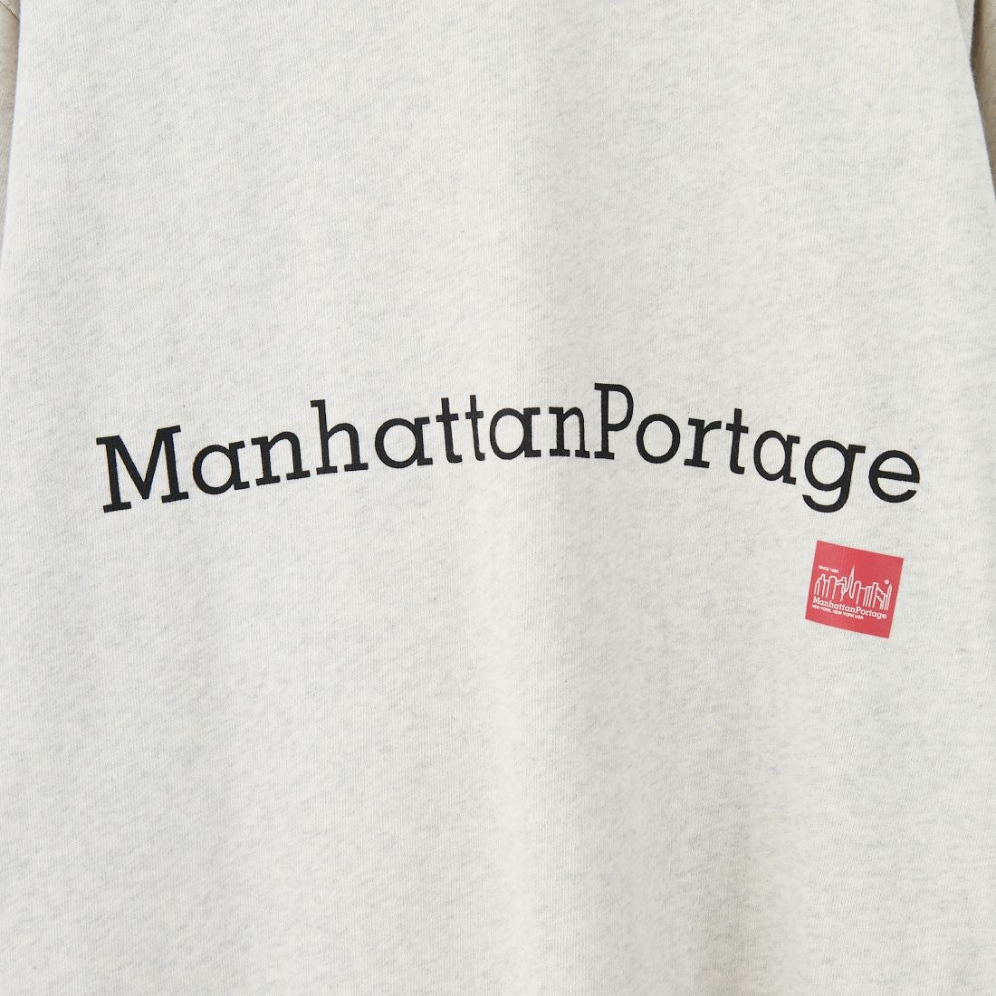 MANHATTAN PORTAGE [マンハッタンポーテージ] 別注 ポケット刺繍 リンガークルーネックスウェット [25FWMP-IN70-JF] OATMEAL