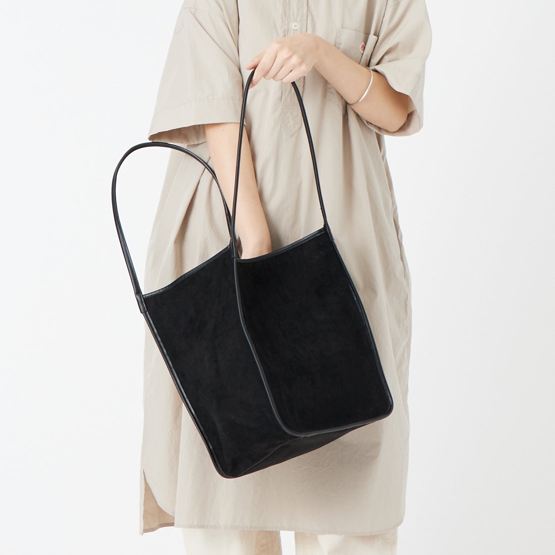 iommi [イオミ] パイピングトートバッグ [ZH-51008] BLACK