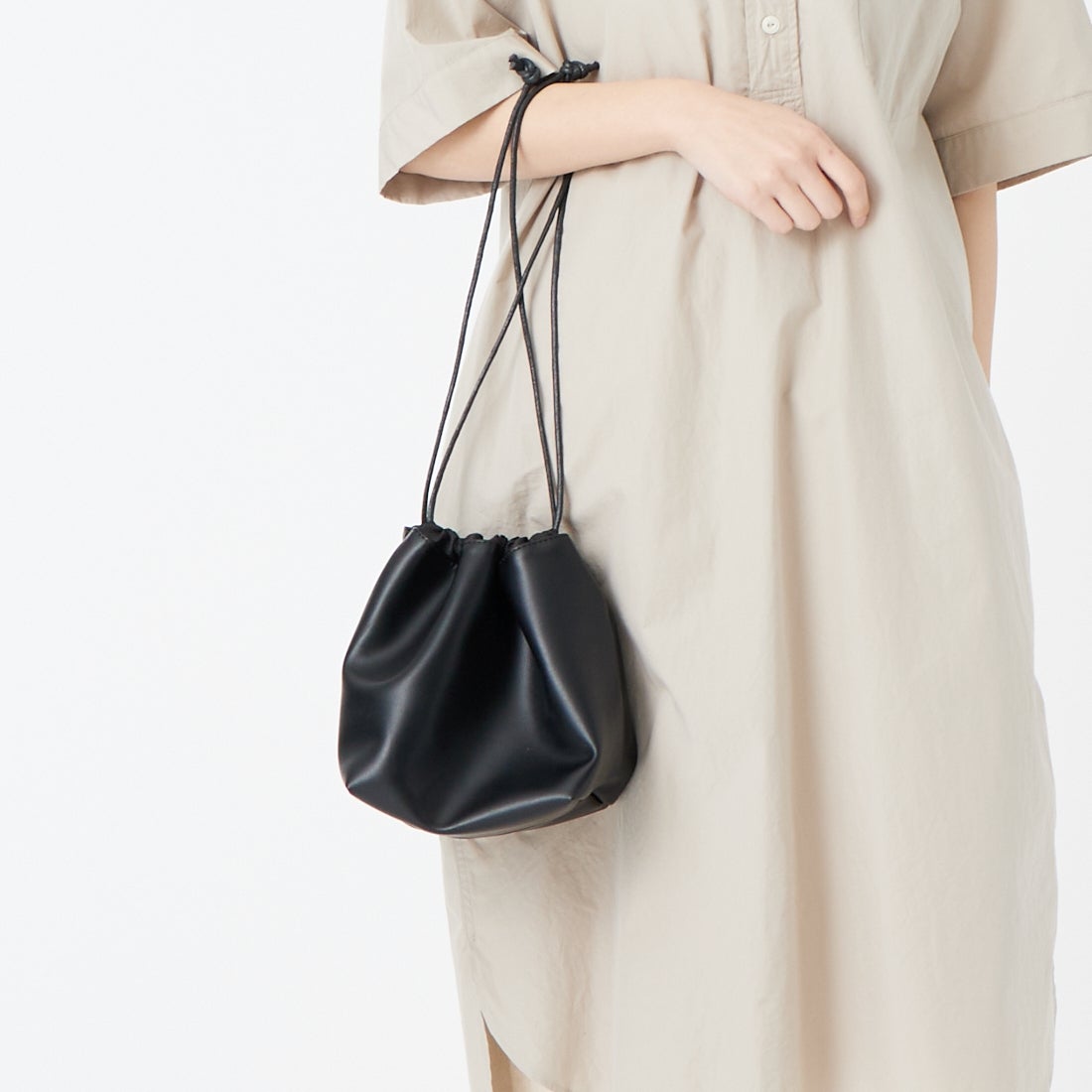 iommi [イオミ] パイピングトートバッグ [ZH-51008] BLACK