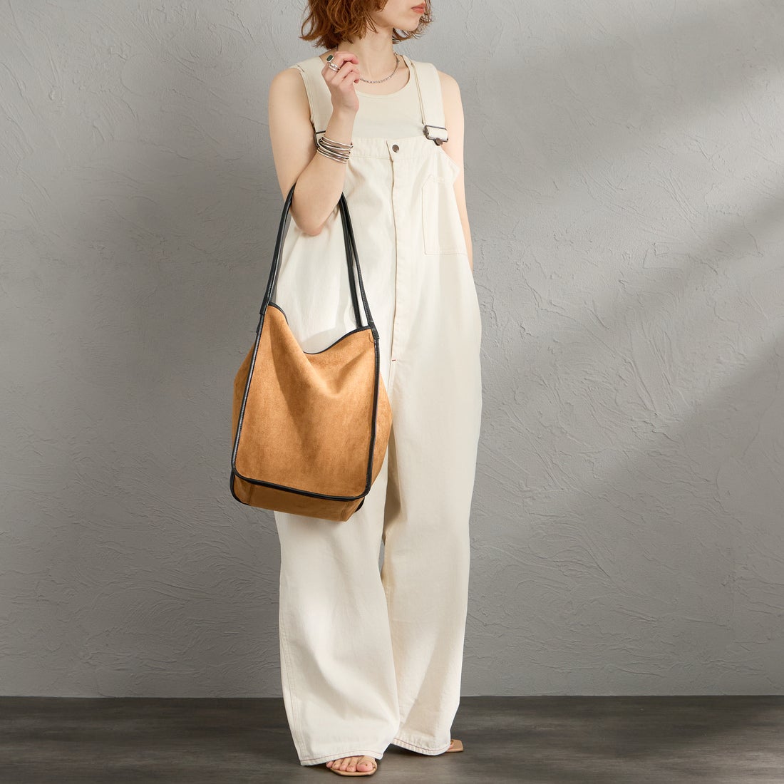 iommi [イオミ] パイピングトートバッグ [ZH-51008] BROWN