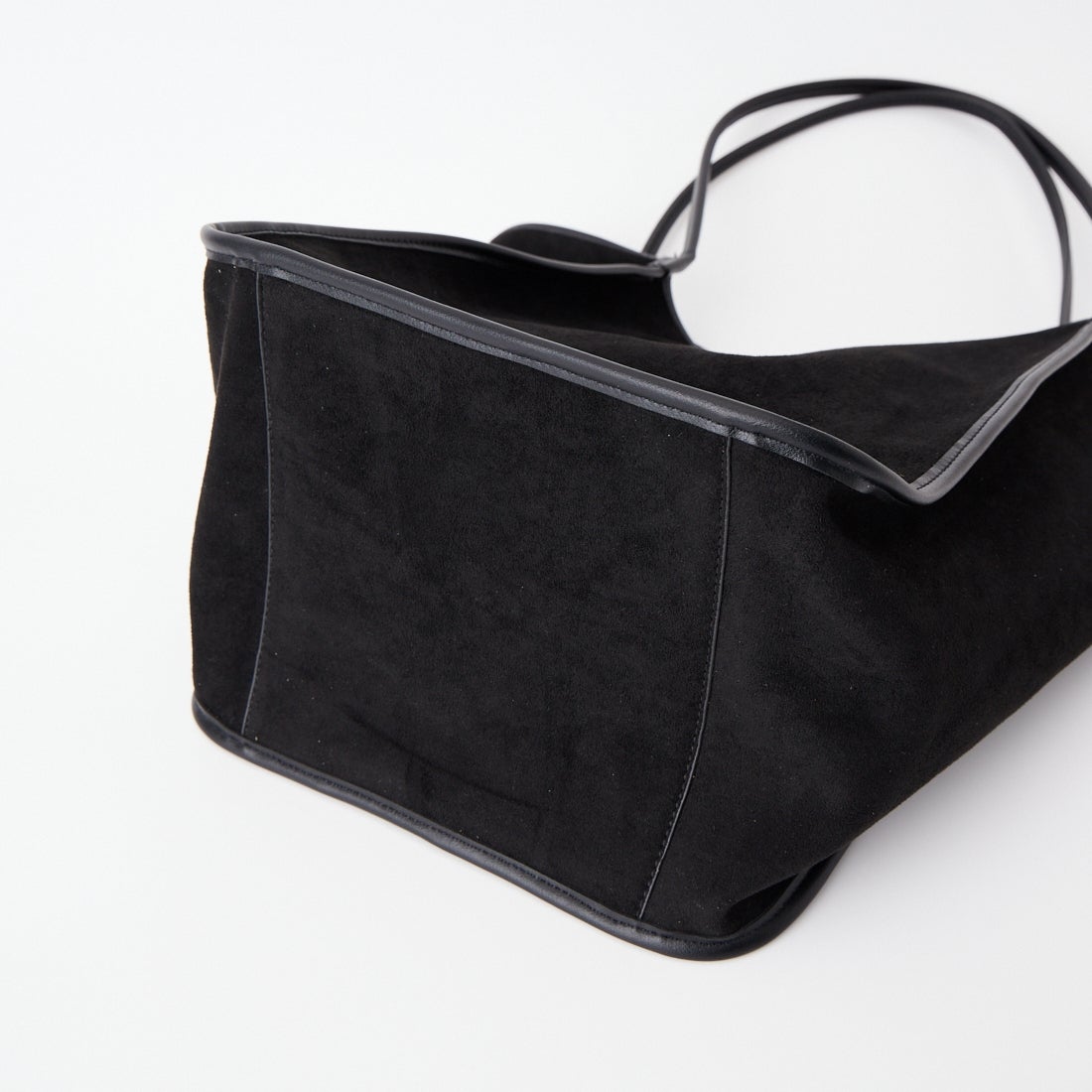 iommi [イオミ] パイピングトートバッグ [ZH-51008] BLACK
