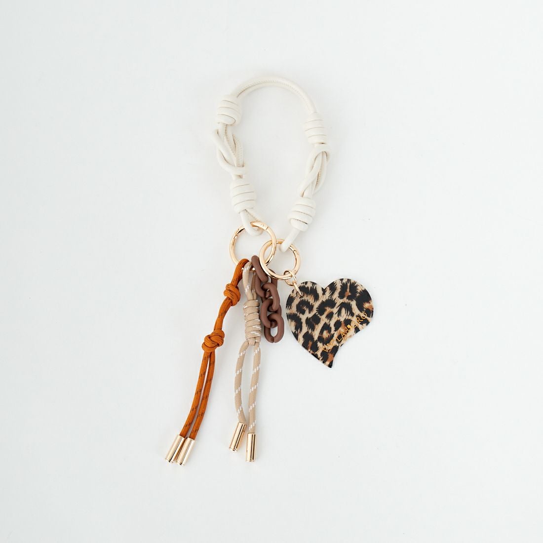 VIOLAd'ORO [ヴィオラドーロ] アクリル×コード バッグチャーム [V-5078] L.HEART/WH