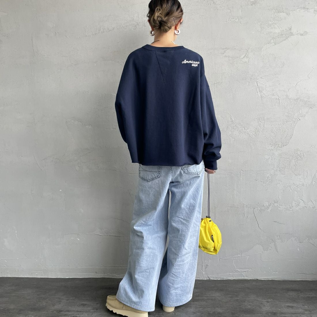 Americana × JEANS FACTORY [アメリカーナ × ジーンズファクトリー] 別注 カレッジプリント カットオフスウェット [BRF-736A-1-JF] ﾈｲﾋﾞｰ &&モデル身長：150cm 着用サイズ：ONE SIZE&&