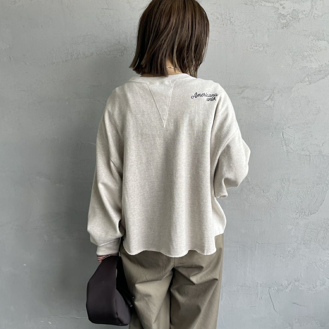 Americana × JEANS FACTORY [アメリカーナ × ジーンズファクトリー] 別注 カレッジプリント カットオフスウェット [BRF-736A-1-JF] ｵｰﾄﾐｰﾙ &&モデル身長：158cm 着用サイズ：ONE SIZE&&