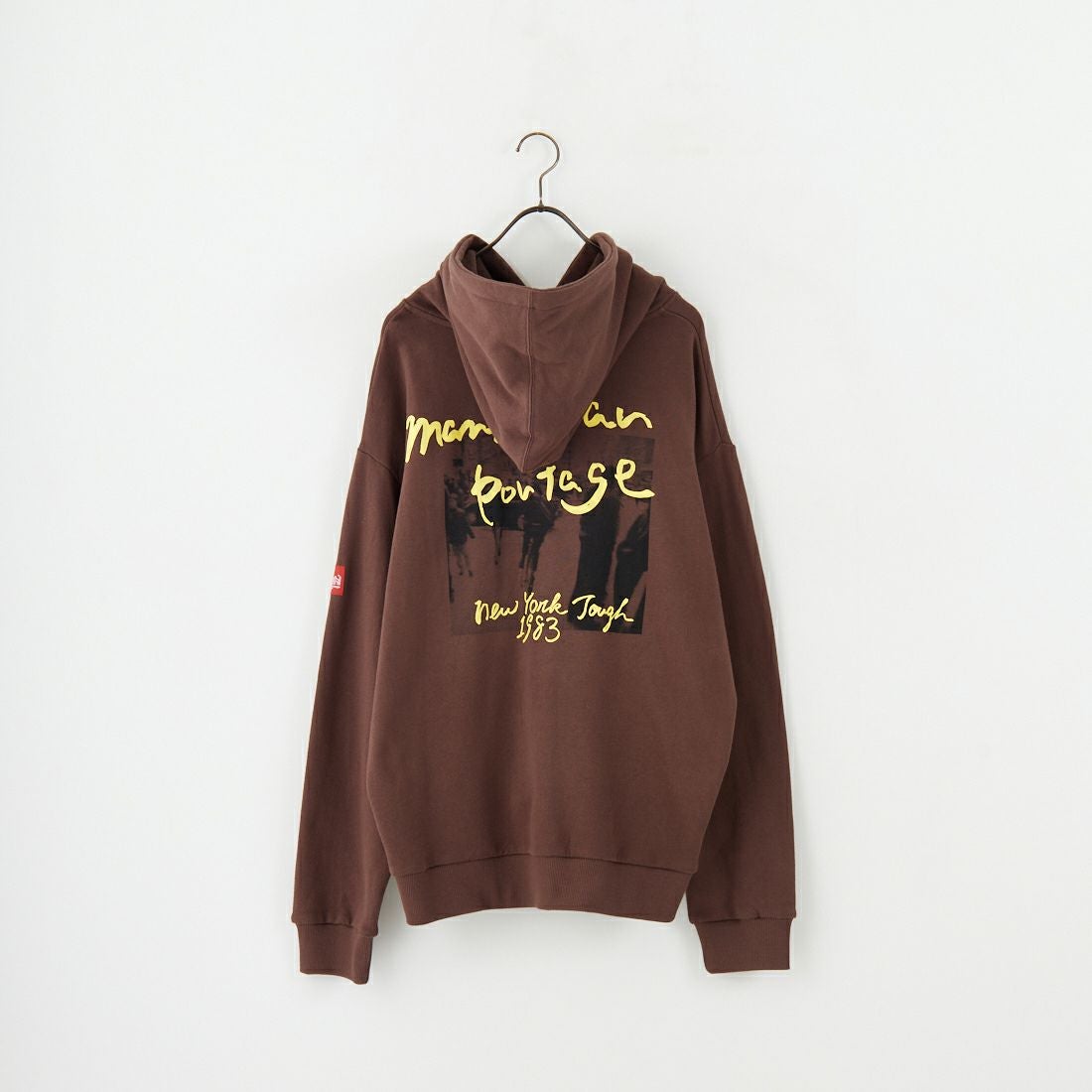 MANHATTAN PORTAGE [マンハッタンポーテージ] 別注 バックフォトプリントパーカー [25FWMP-IN73-JF] D.BROWN
