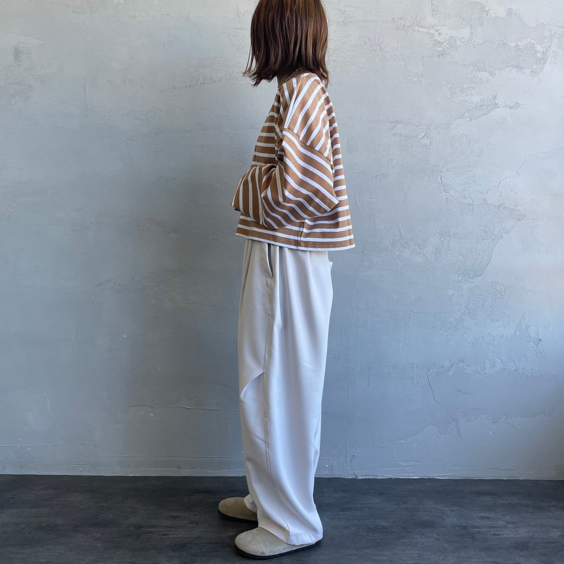 mizuiro ind [ミズイロインド] ワイドカーゴパンツ [1-260016A] 90 L.GRAY &&モデル身長：158cm 着用サイズ：2&&