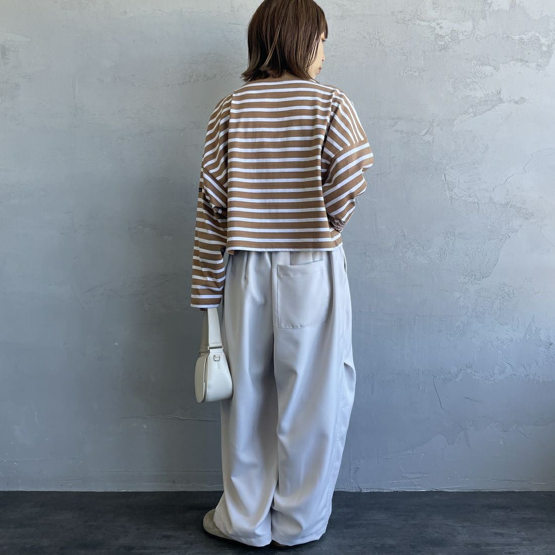 mizuiro ind [ミズイロインド] ワイドカーゴパンツ [1-260016A] 90 L.GRAY &&モデル身長：158cm 着用サイズ：2&&