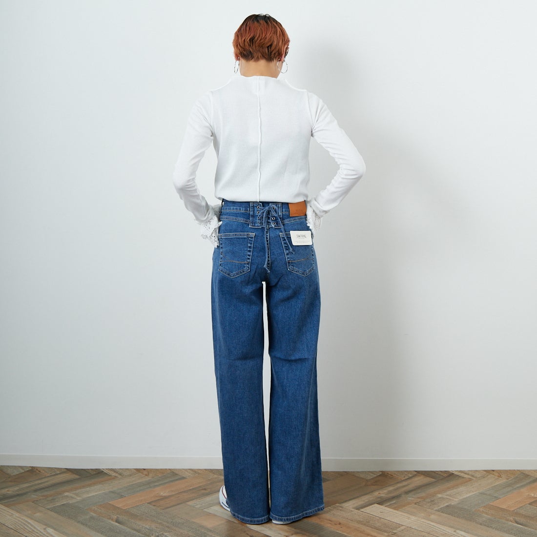 RhodolirioN [ロドリリオン] リブレースカフブルオーバーTシャツ [RV1096] A WHITE &&モデル身長：160cm 着用サイズ：0&&