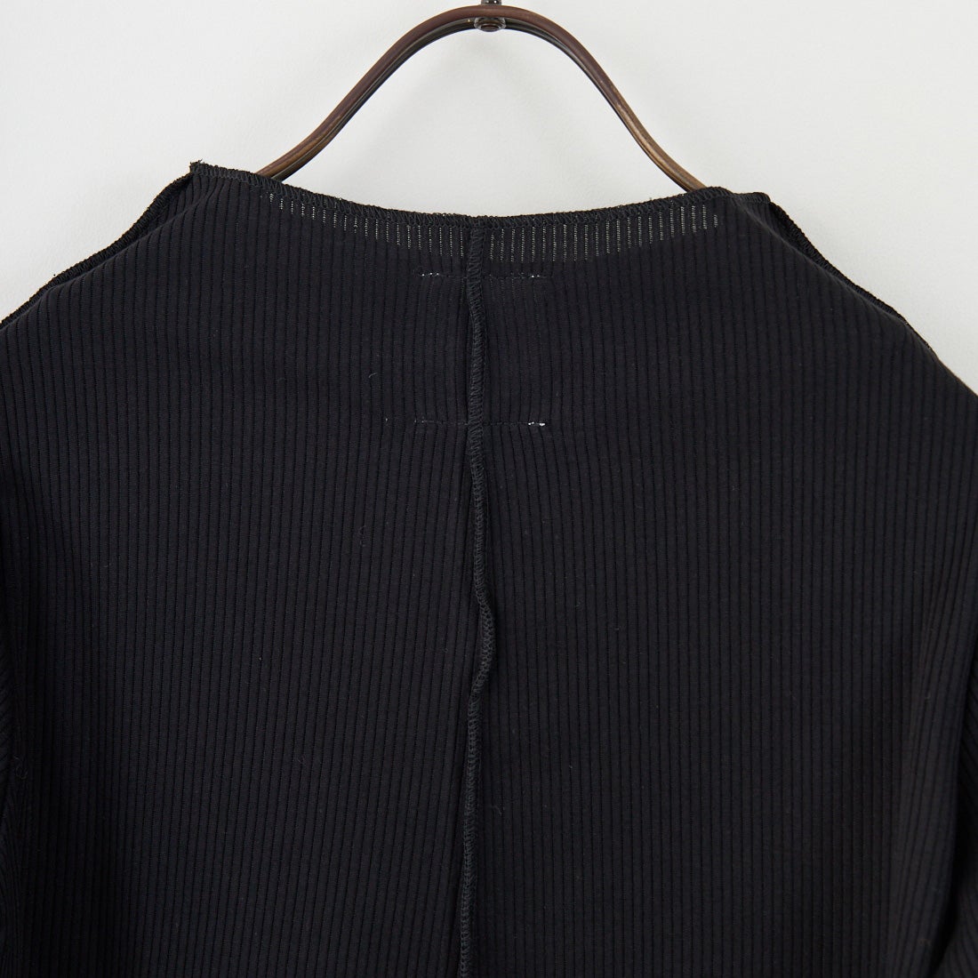 RhodolirioN [ロドリリオン] リブレースカフブルオーバーTシャツ [RV1096] C BLACK