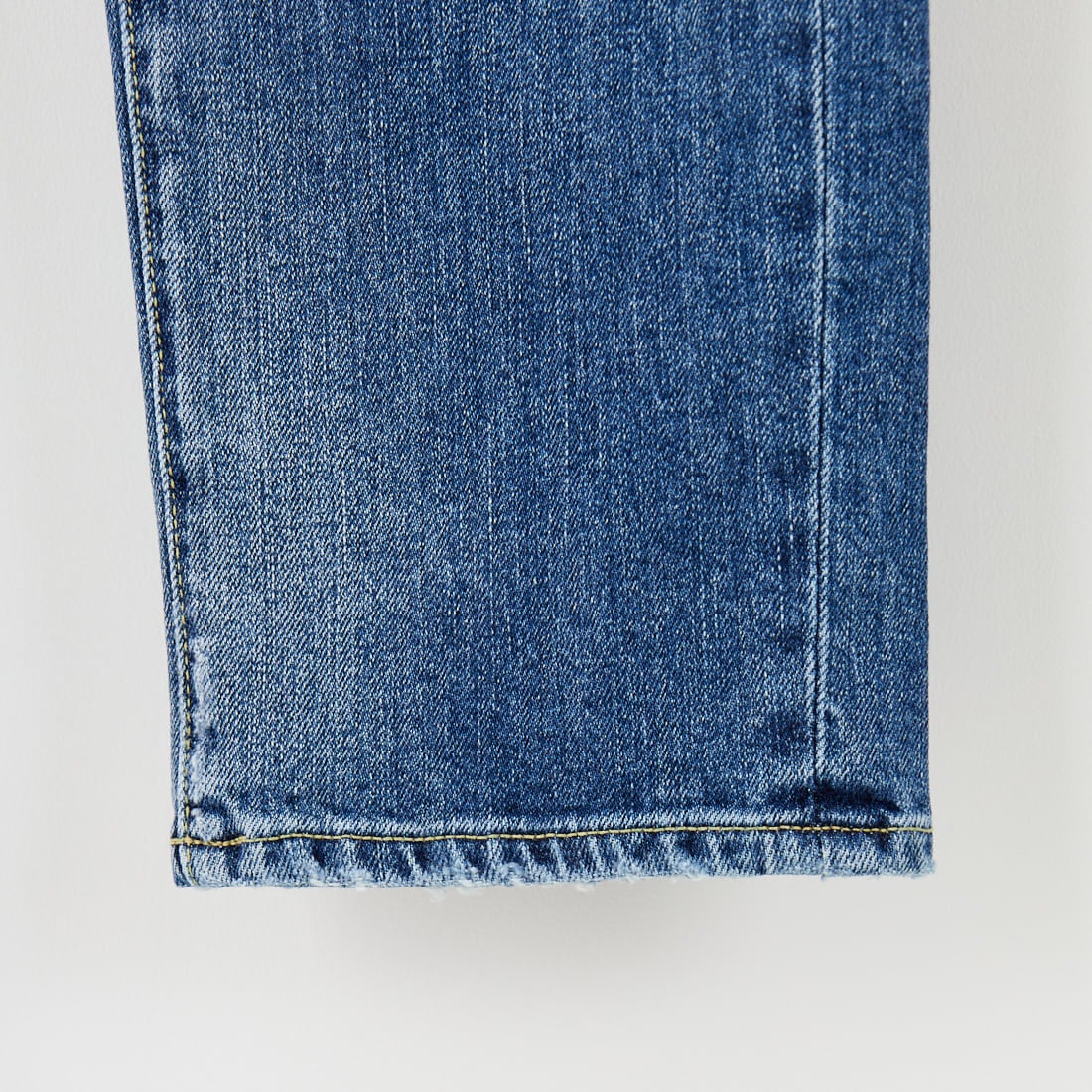 RED CARD TOKYO [レッドカード トーキョー] Rhythm+ スリムテーパードデニム [12M86801VMD] K-VINT MID