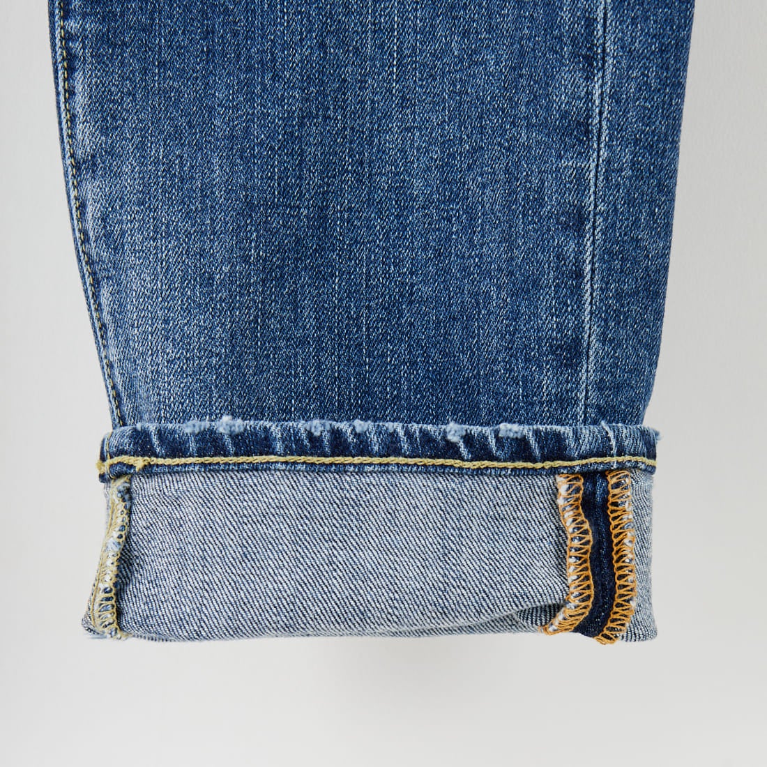 RED CARD TOKYO [レッドカード トーキョー] Rhythm+ スリムテーパードデニム [12M86801VMD] K-VINT MID