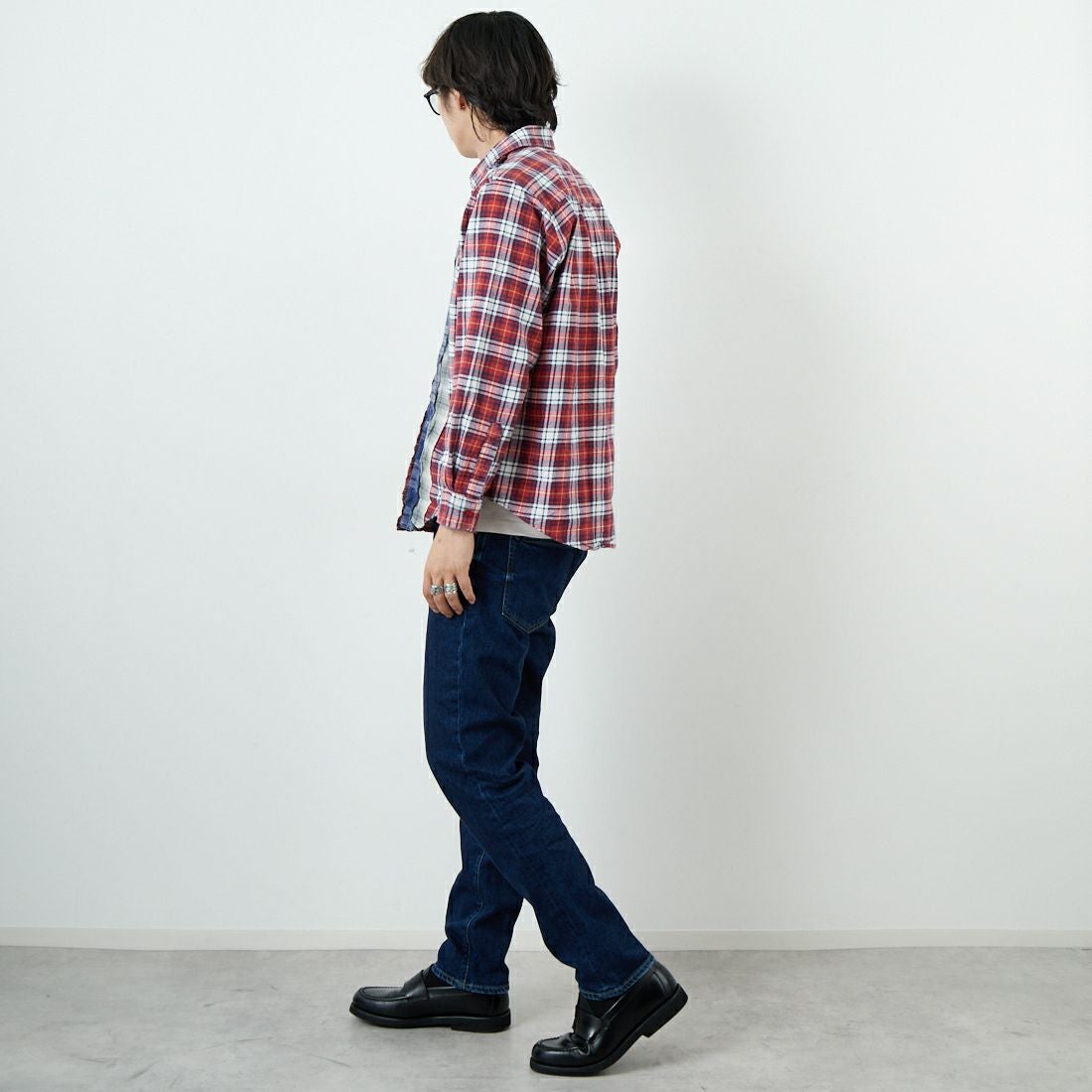 RED CARD TOKYO [レッドカード トーキョー] Rhythm+ スリムテーパードデニム [12M86801CDK] K-CLEAN DA &&モデル身長：179cm 着用サイズ：32&&