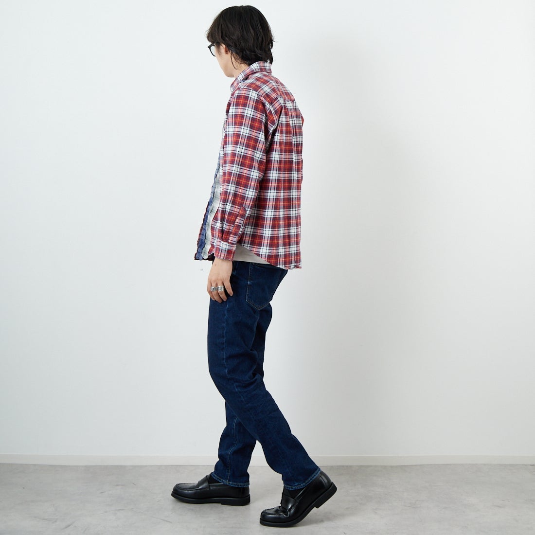RED CARD TOKYO [レッドカード トーキョー] Rhythm+ スリムテーパードデニム [12M86801CDK] K-CLEAN DA &&モデル身長：179cm 着用サイズ：32&&