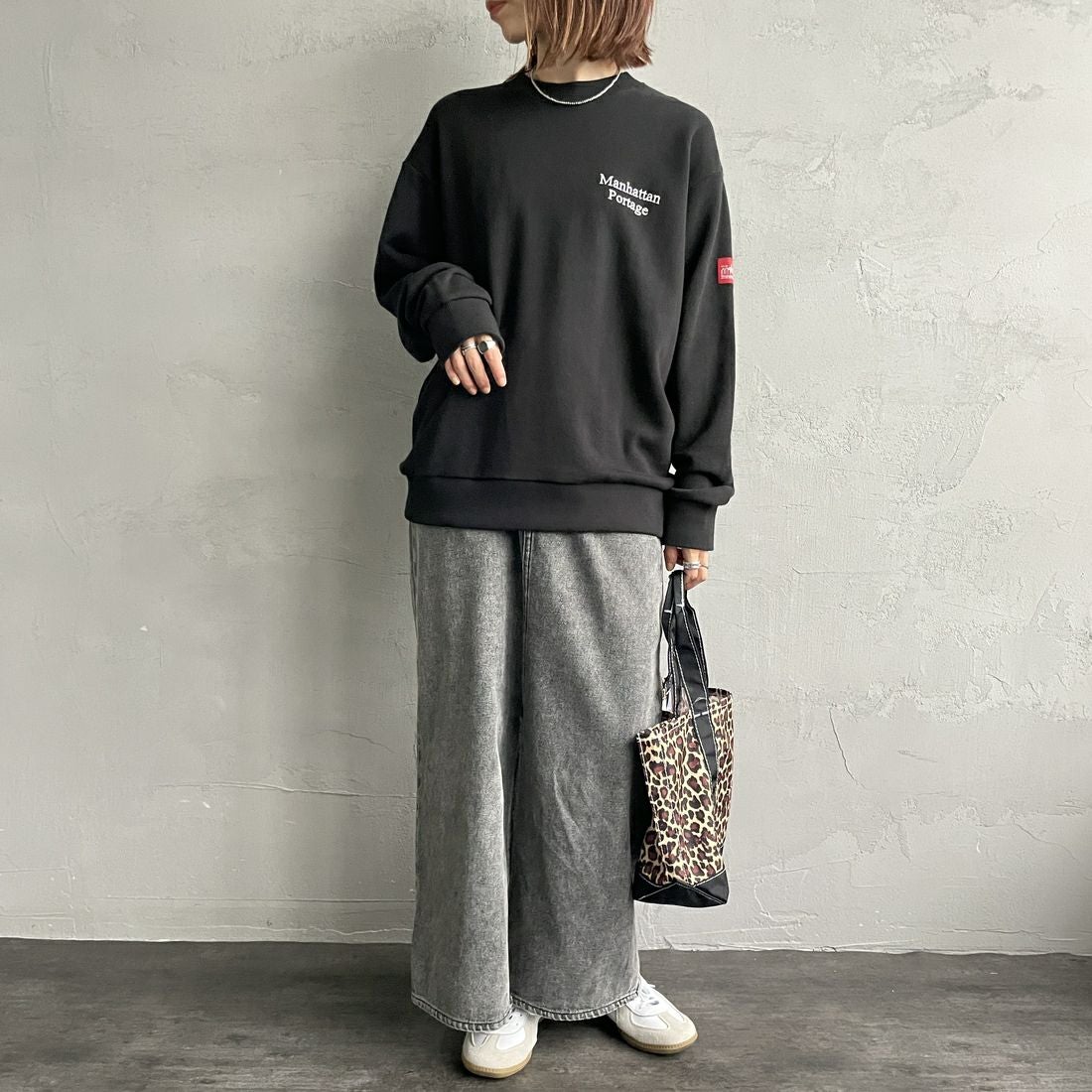 MANHATTAN PORTAGE [マンハッタンポーテージ] 別注 手書き風バック刺繍