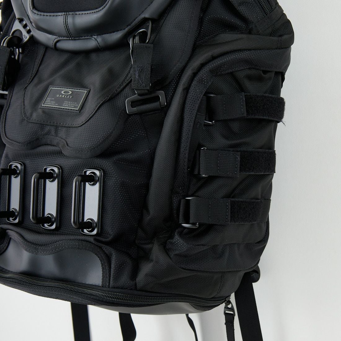 OAKLEY [オークリー] キッチンシンクバックパック [92060A]｜ジーンズ