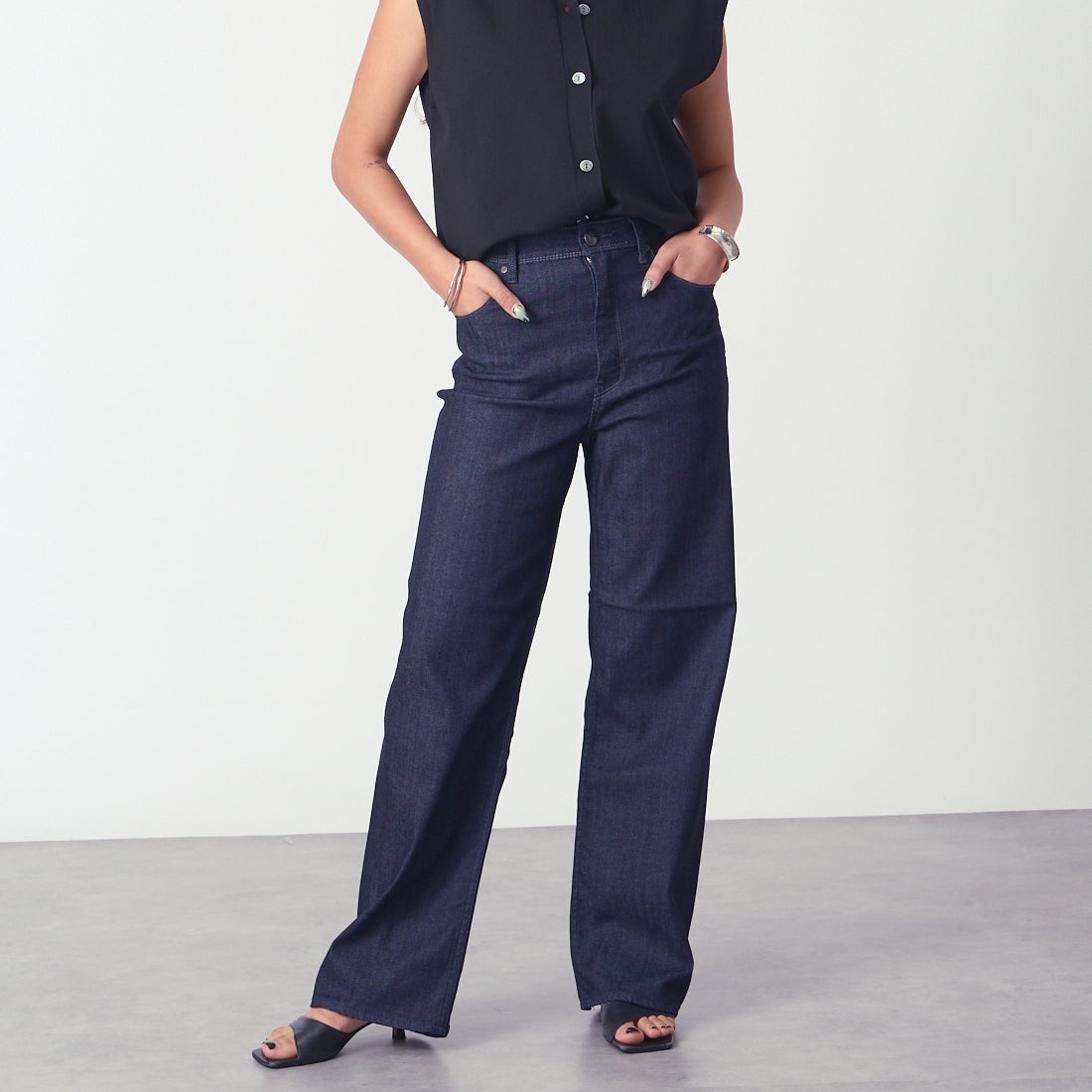 OWI&&モデル身長：162cm 着用サイズ：24&&