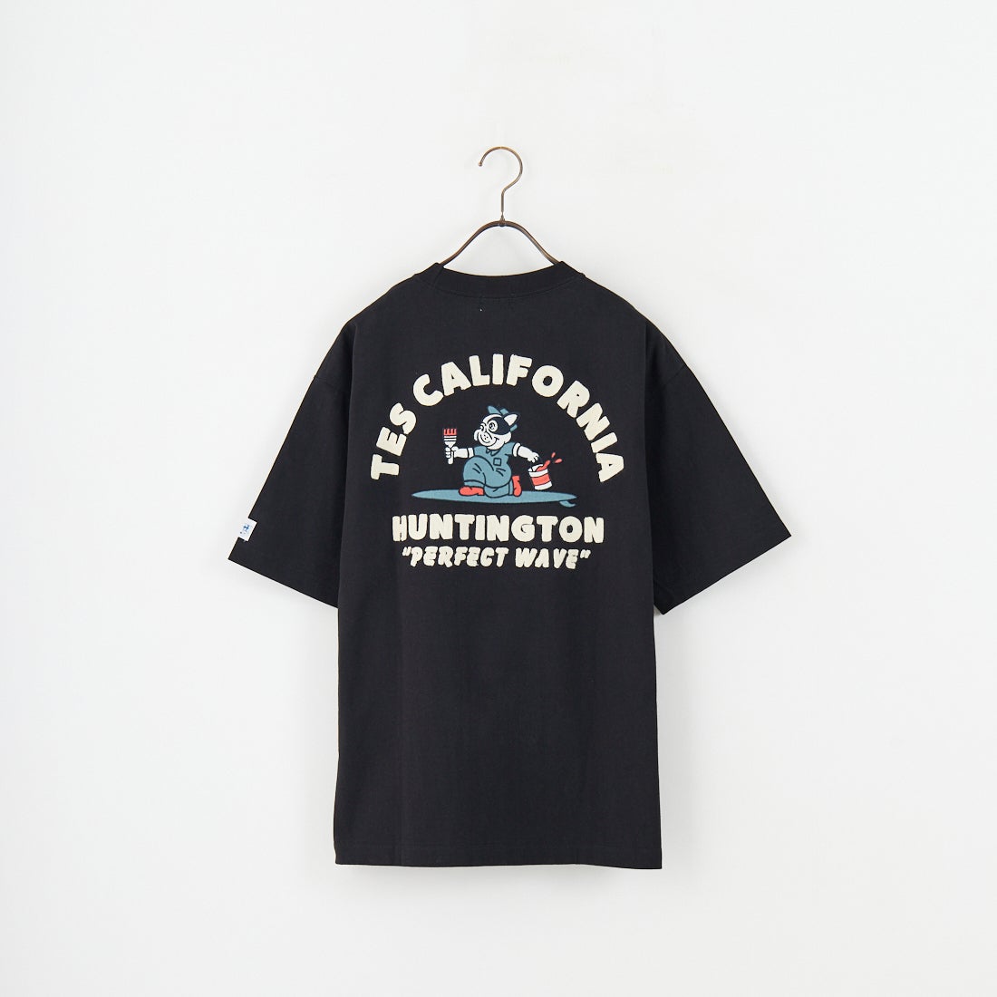 01 BLACK
