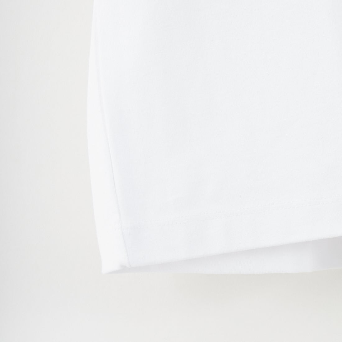 The Endless Summer [エンドレスサマー] ペインターサーファー刺繍Tシャツ [C-25574328] 07 WHITE