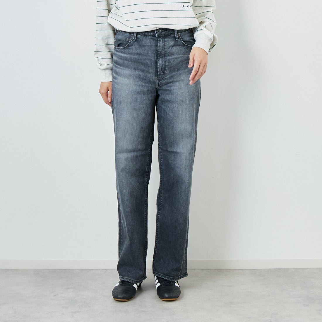 YANUK [ヤヌーク] ワイドストレート LILITH [57153079] MFG &&モデル身長：168cm 着用サイズ：25&&