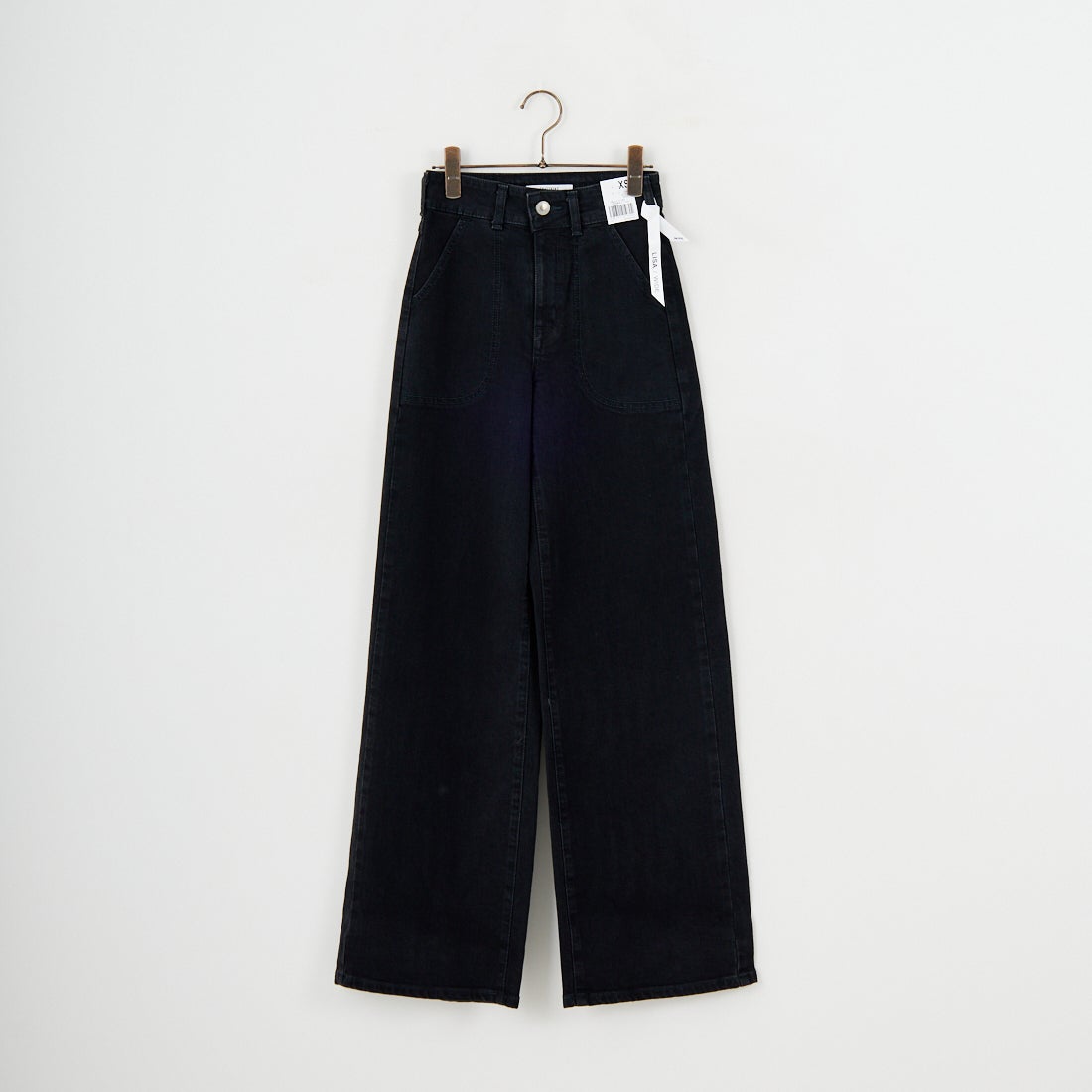 83 BLACK