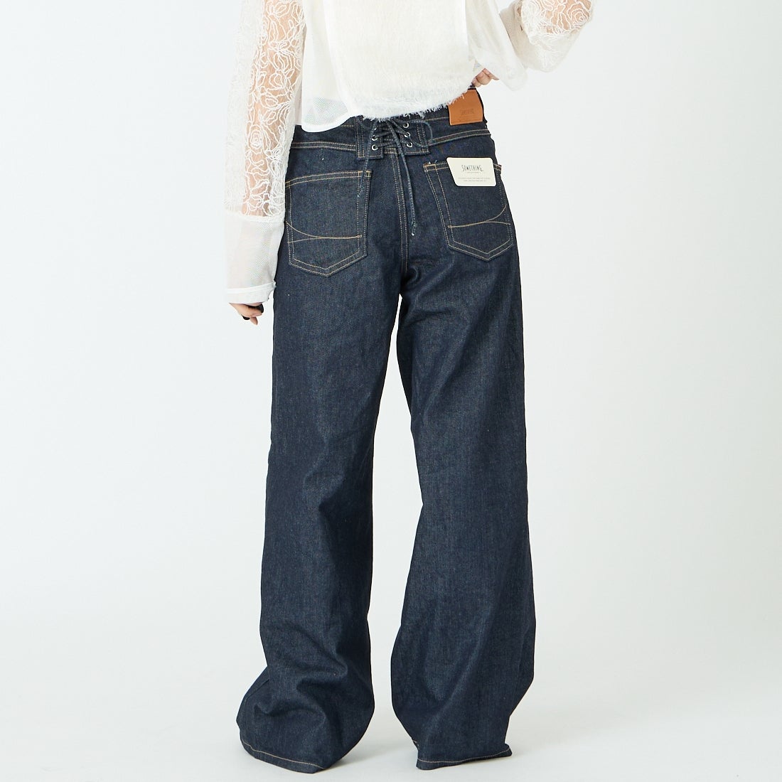 SOMETHING [サムシング] LISA レースアップワイドデニム [SEA580] 00 O.W &&モデル身長：162cm 着用サイズ：M&&