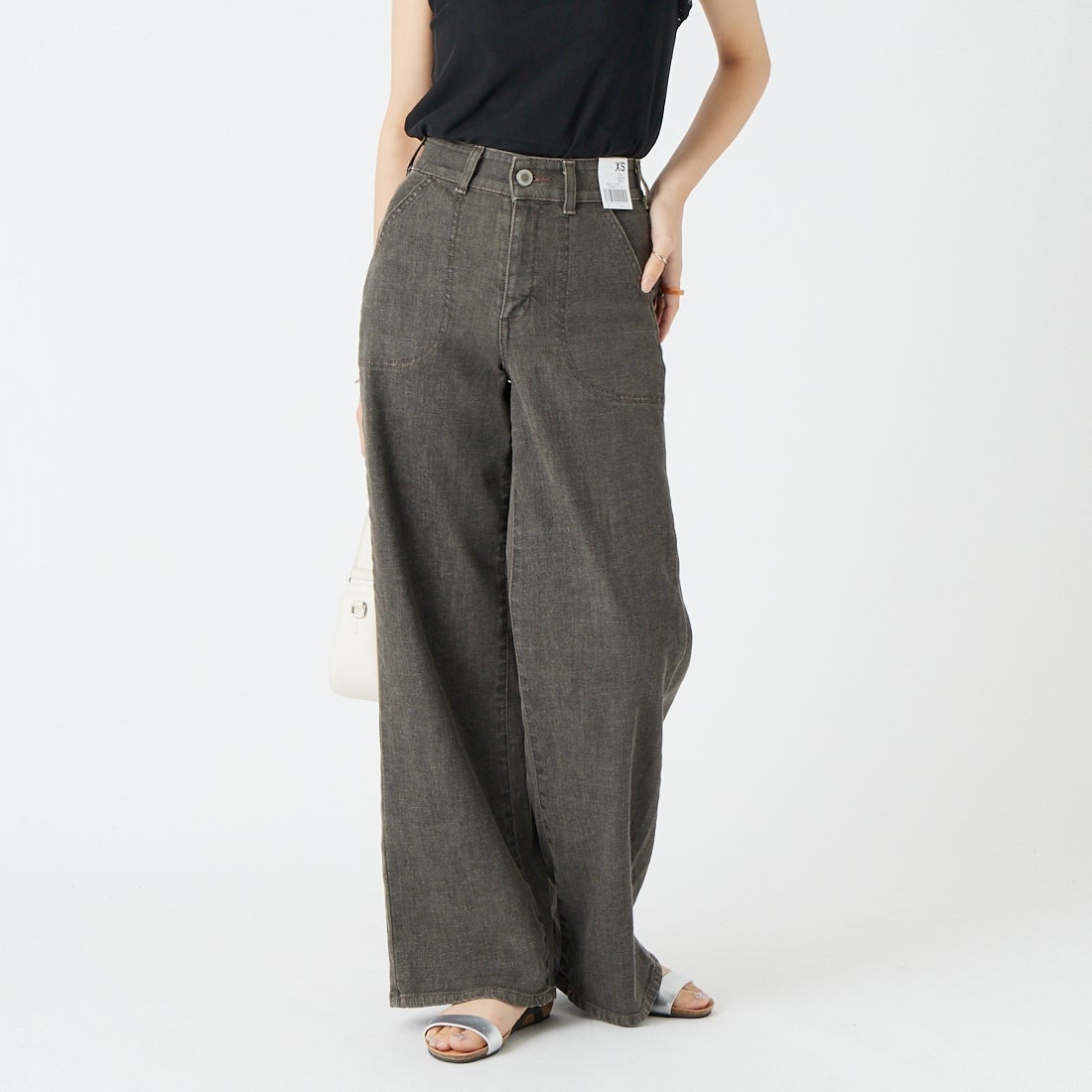 SOMETHING [サムシング] LISA レースアップワイドデニム [SEA580] 12 BROWN &&モデル身長：162cm 着用サイズ：XS&&