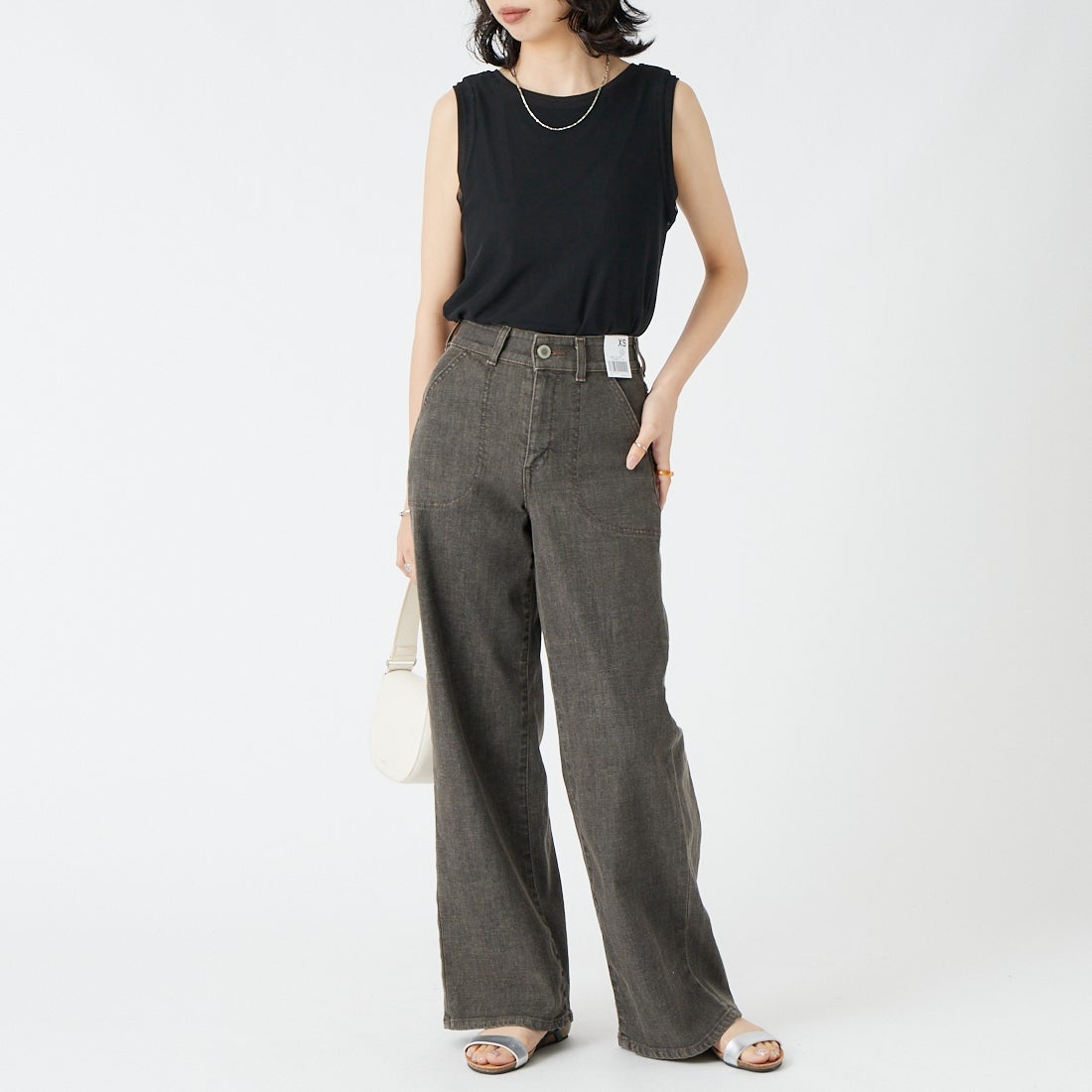 SOMETHING [サムシング] LISA レースアップワイドデニム [SEA580] 12 BROWN &&モデル身長：162cm 着用サイズ：XS&&