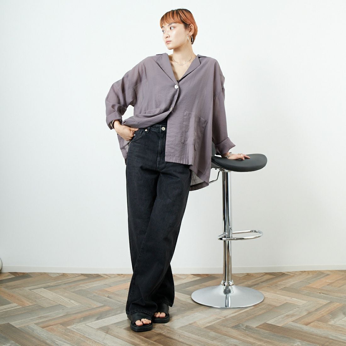 SOMETHING [サムシング] ELSA ヴィンテージルーズストレートデニム [SEA15] 83 BLACK &&モデル身長：160cm 着用サイズ：XS&&