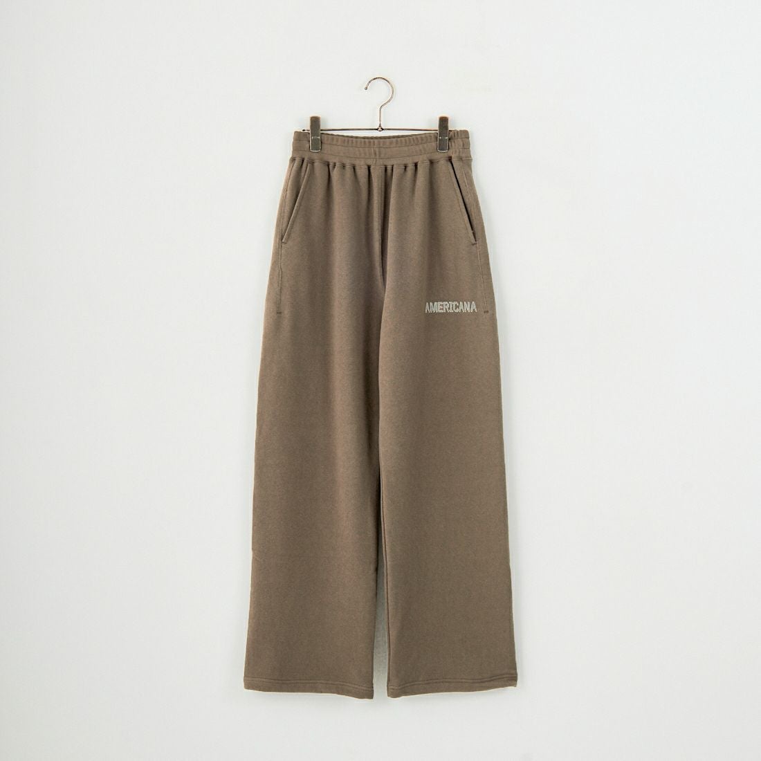 Americana × JEANS FACTORY [アメリカーナ × ジーンズファクトリー] 別注 ロゴプリント スウェットパンツ [BRF-788A-2-JF] ﾌﾞﾗｳﾝ