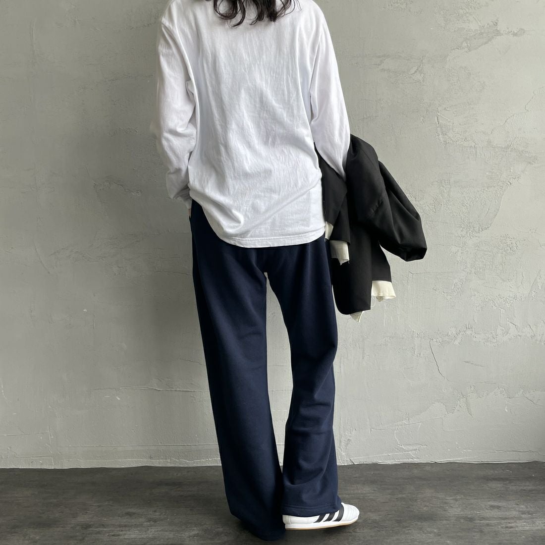 Americana × JEANS FACTORY [アメリカーナ × ジーンズファクトリー] 別注 カレッジロゴ スウェットパンツ [BRF-788A-1-JF] ﾈｲﾋﾞｰ &&モデル身長：160cm 着用サイズ：ONE SIZE&&