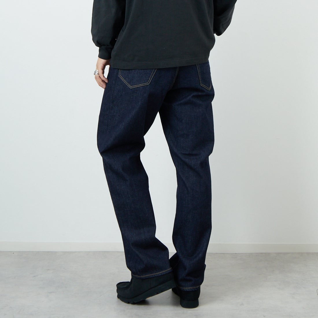 YANUK [ヤヌーク] PREMIUM2 ワイドストレート Roomy [57253040] POW &&モデル身長：179cm 着用サイズ：L&&