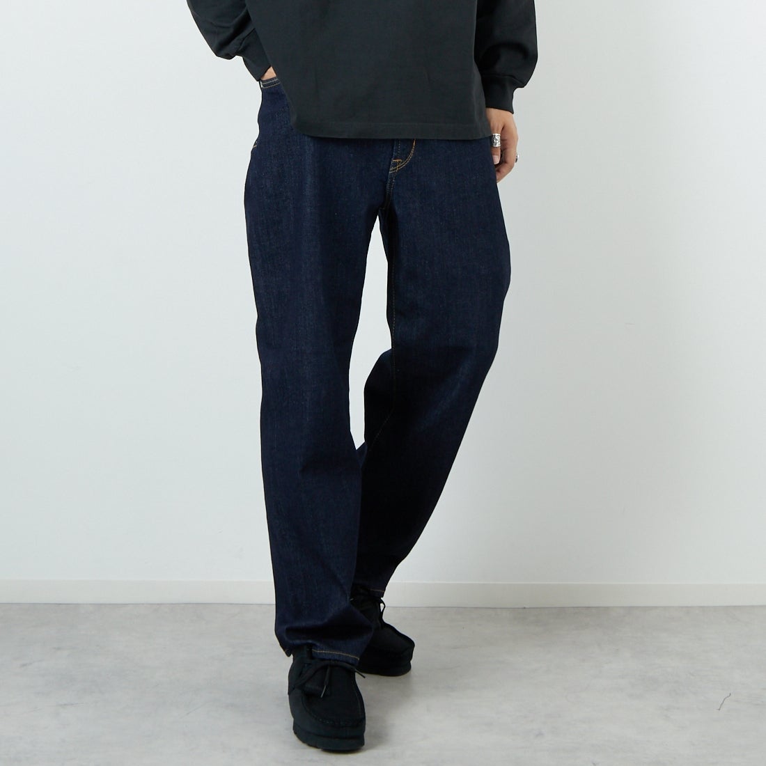 YANUK [ヤヌーク] PREMIUM2 ワイドストレート Roomy [57253040] POW &&モデル身長：179cm 着用サイズ：L&&