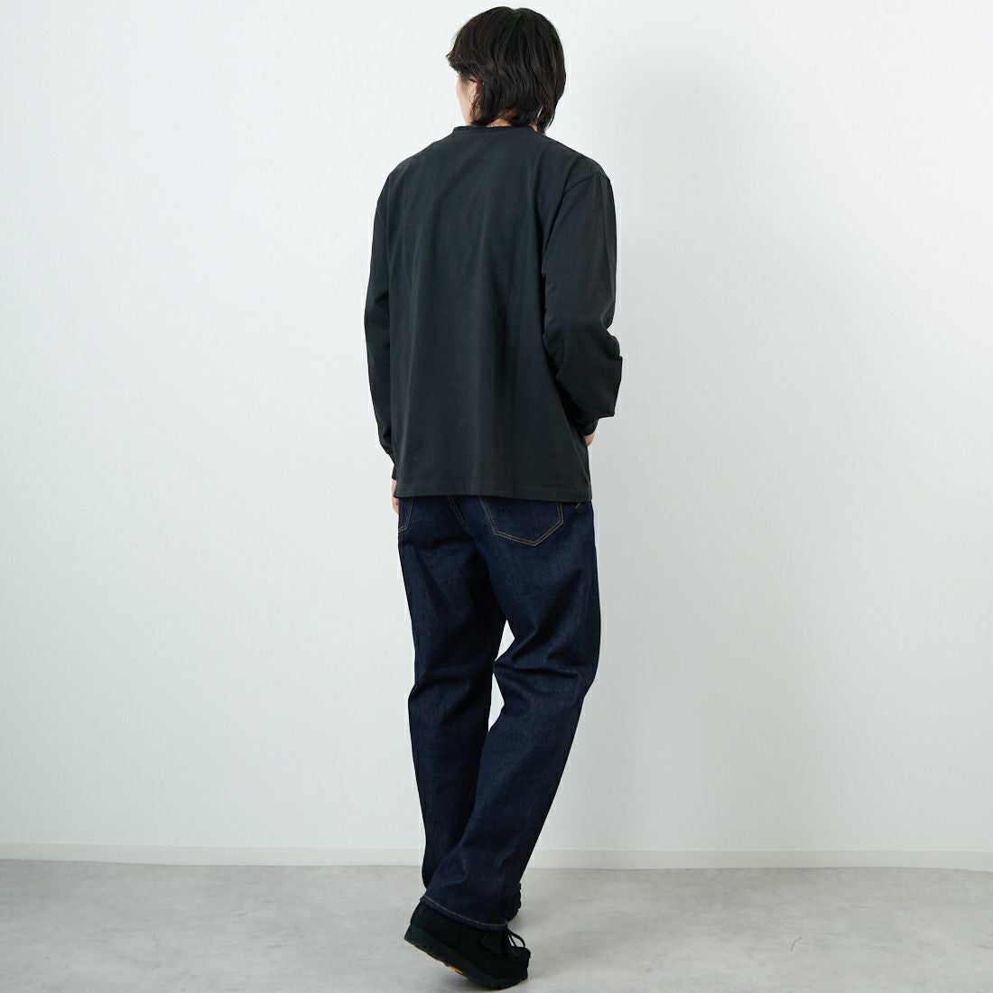 blurhms ROOTSTOCK [ブラームス ルーツストック] クラシックロングスリーブTシャツ [BROOTS25S28F25] 02 F.BLACK &&モデル身長：179cm 着用サイズ：3&&