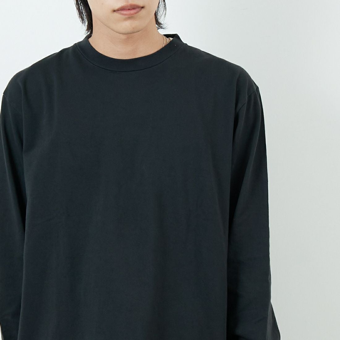 blurhms ROOTSTOCK [ブラームス ルーツストック] クラシックロングスリーブTシャツ [BROOTS25S28F25] 02 F.BLACK &&モデル身長：179cm 着用サイズ：3&&