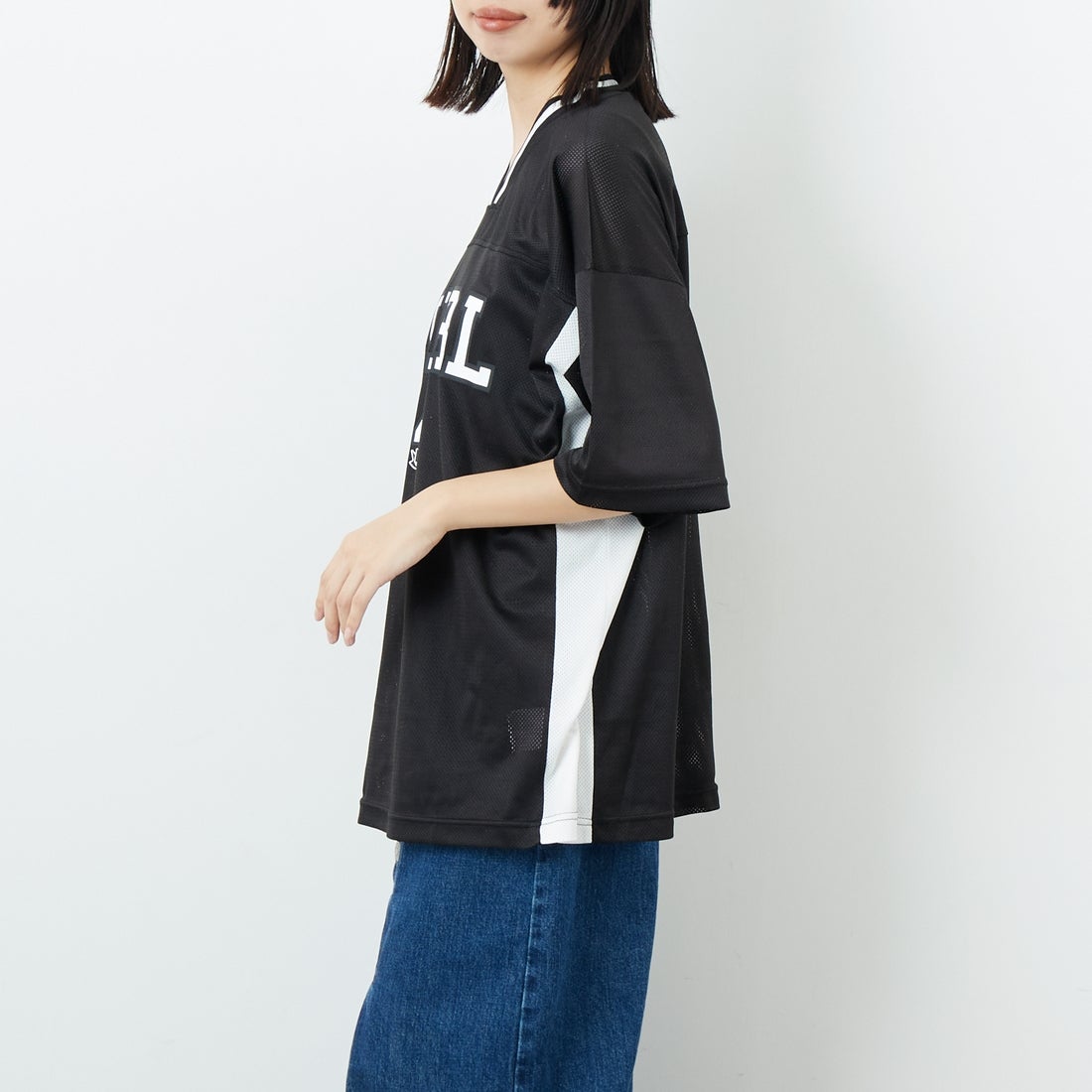 X-girl [エックスガール] フットボールメッシュTシャツワンピース [105253041001] BLACK &&モデル身長：162cm 着用サイズ：ONE SIZE&&