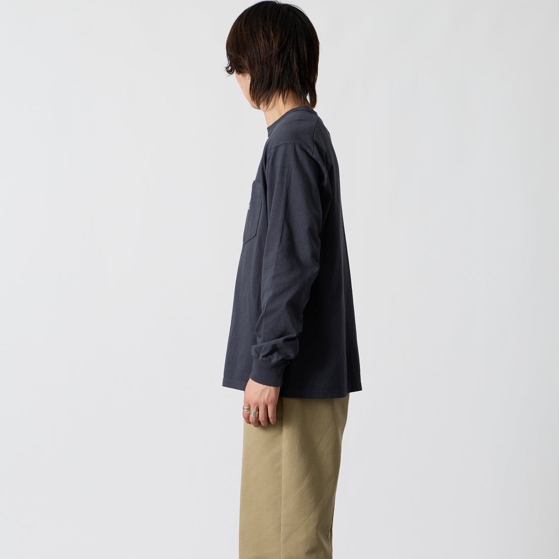 THE NORTH FACE PURPLE LABEL [ザ ノースフェイス パープルレーベル] 8オンスフィールド ロングスリーブポケットTシャツ [N25FT063] AO ASP/O.W &&モデル身長：177cm 着用サイズ：M&&