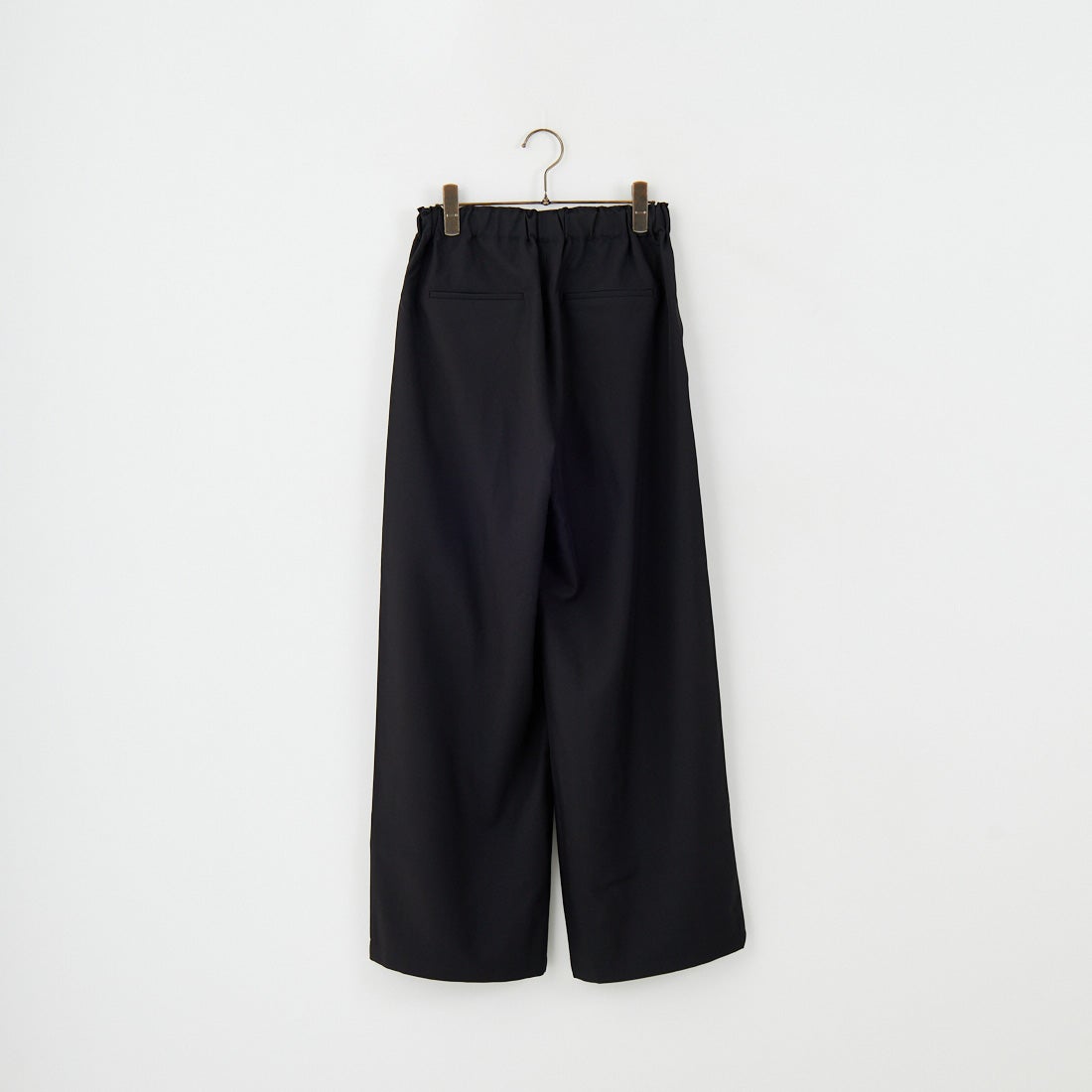 anuke [アンヌーク] ピンタックワイドパンツ [62520730] BLK