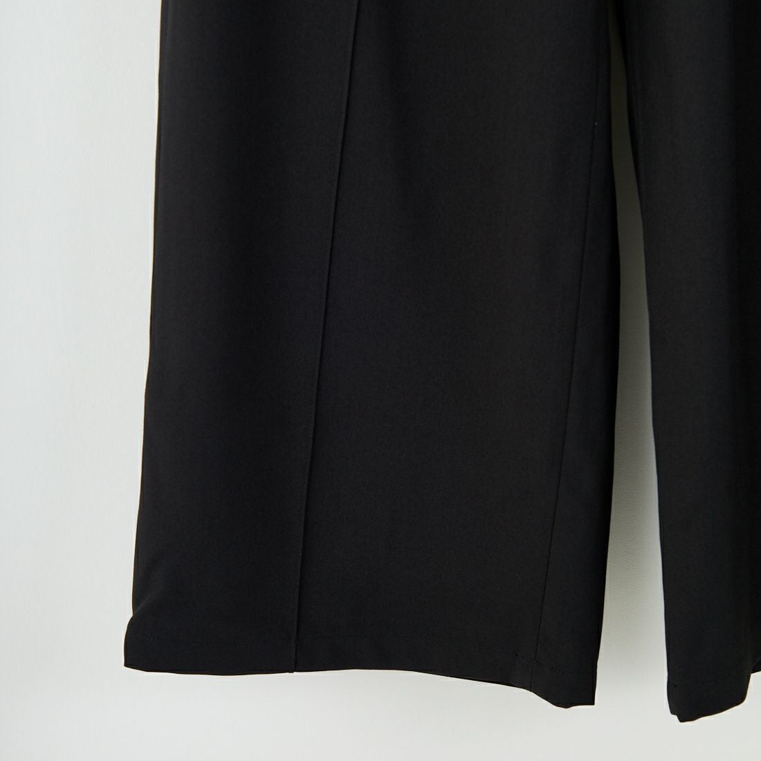 anuke [アンヌーク] ピンタックワイドパンツ [62520730] BLK