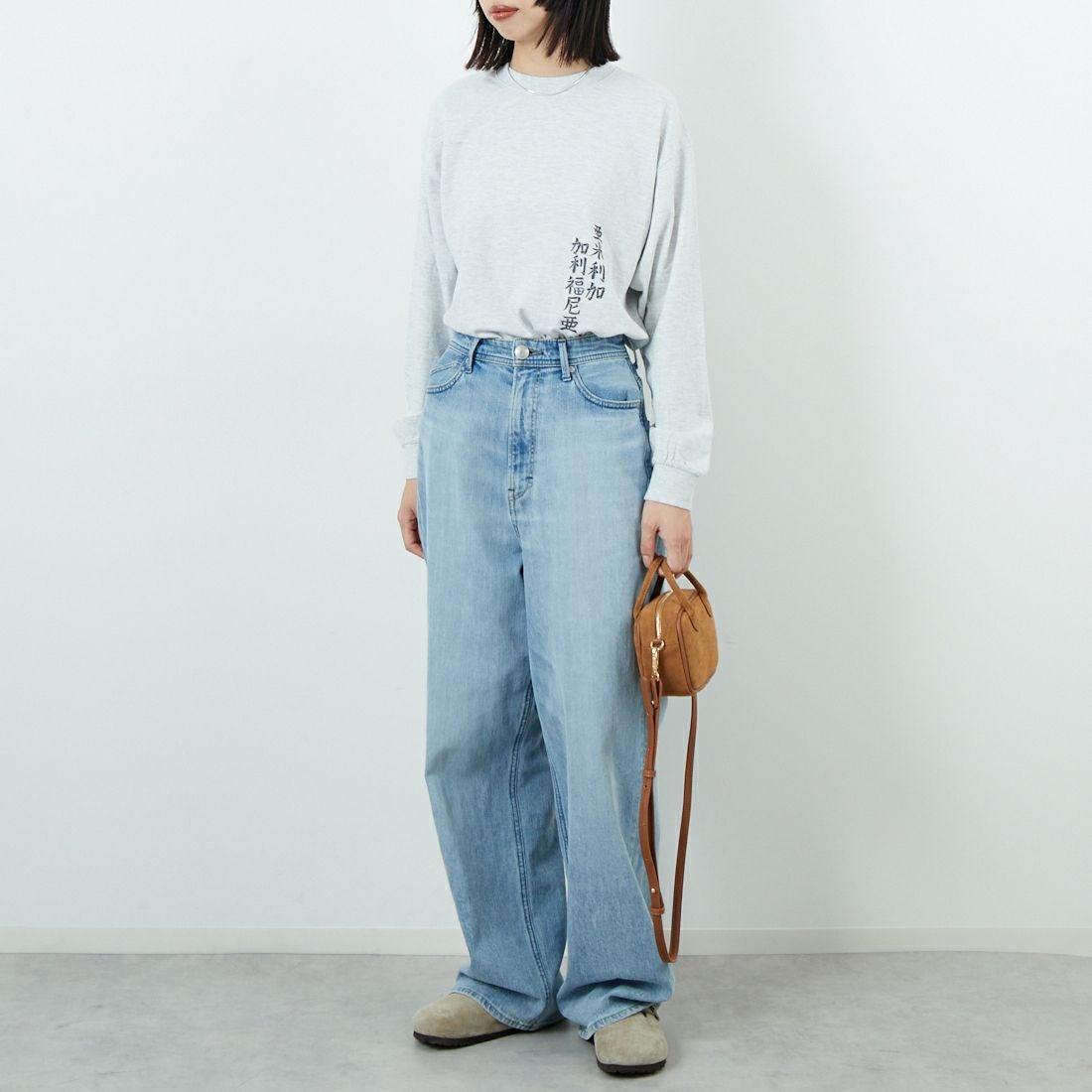 ILL ONE EIGHTY [イル ワンエイティ] アメリカンウェーブ ロングスリーブTシャツ [ILL252-02B] WHT HEATHE &&モデル身長：162cm 着用サイズ：S&&