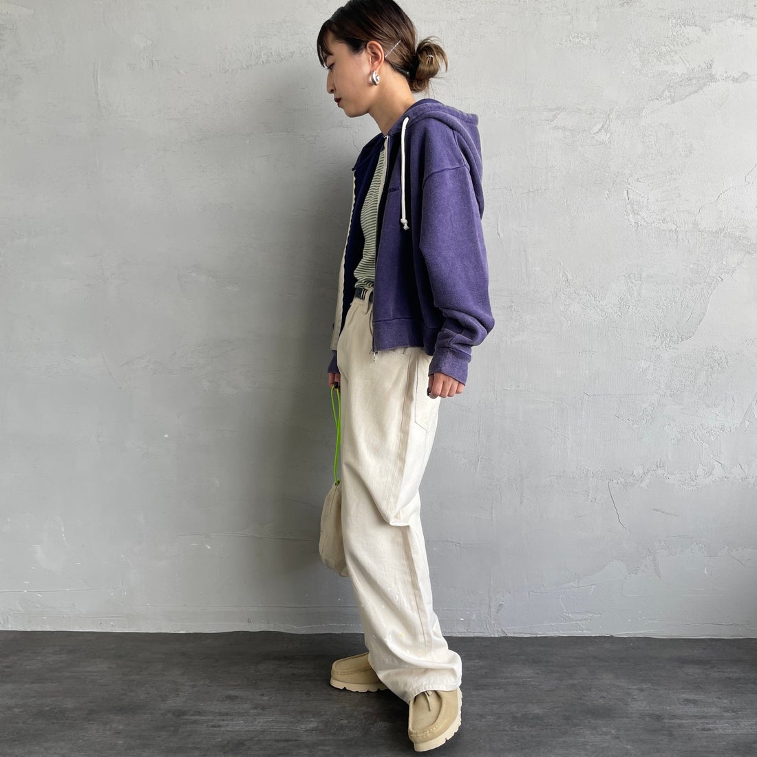 Health knit [ヘルスニット] 別注 ショート丈 クラシックスウェットジップパーカー [HR25F-L270IN-JF] NAVY &&モデル身長：150cm 着用サイズ：F&&