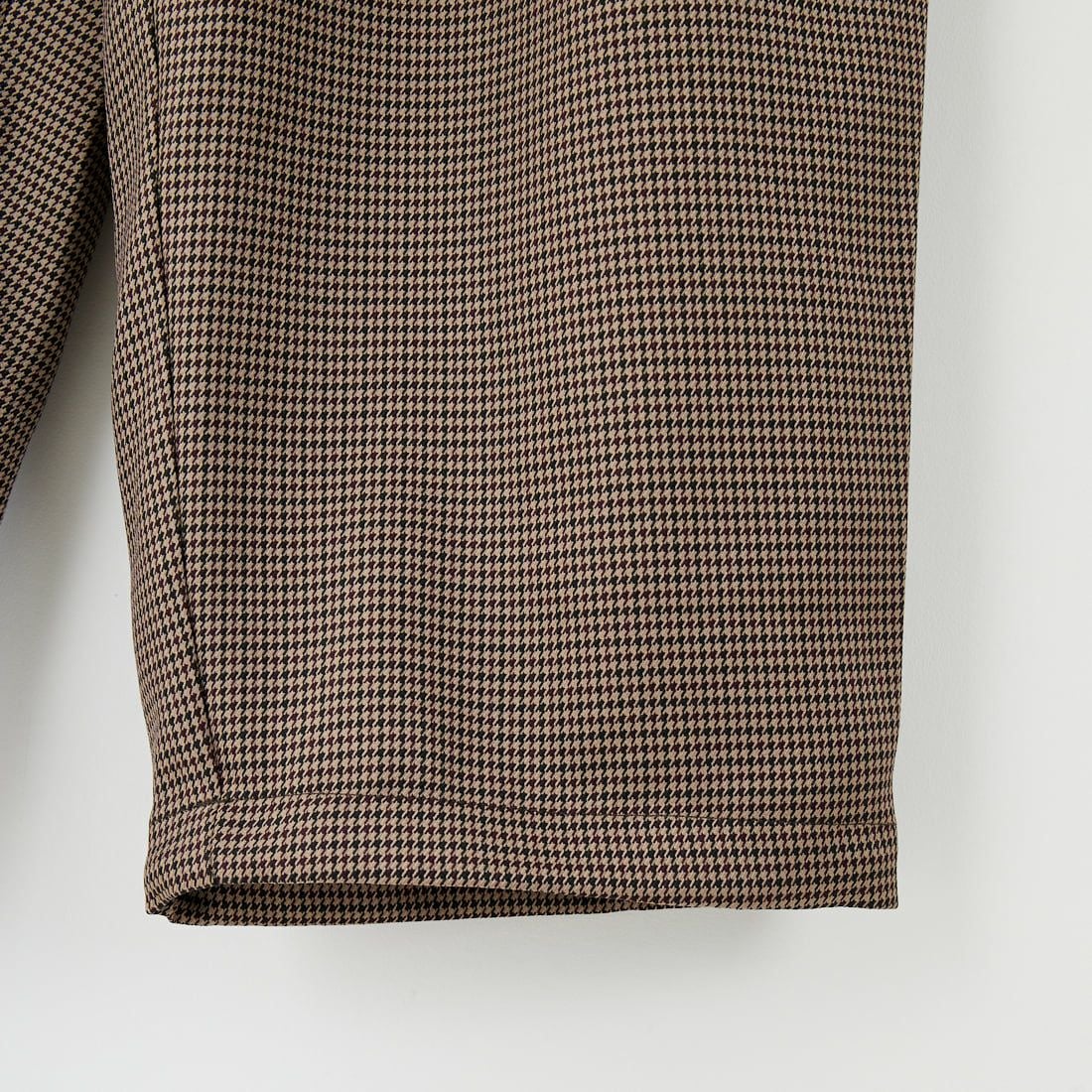 UMBRO [アンブロ] 別注 ワンポイント刺繍ロゴ トラックパンツ [KBT126-NK-PT2-MS-JF] CHECK