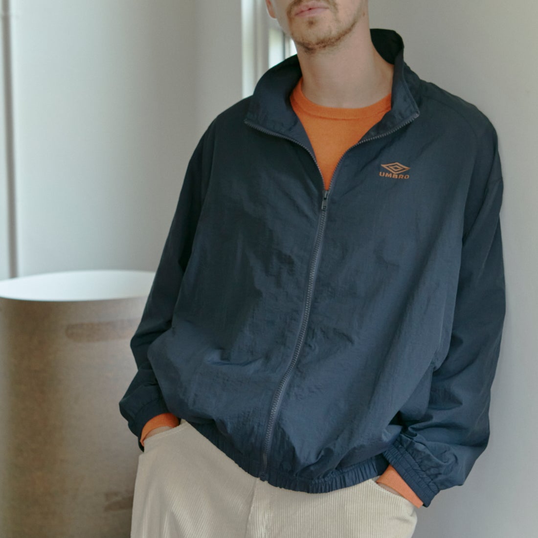 UMBRO [アンブロ] 別注 ナイロントラックブルゾン [KBT126-NK-JK1-MS-JF] NAVY