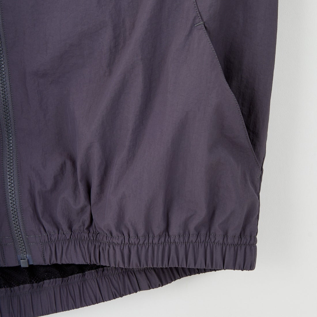 UMBRO [アンブロ] 別注 ナイロントラックブルゾン [KBT126-NK-JK1-MS-JF] GRAY