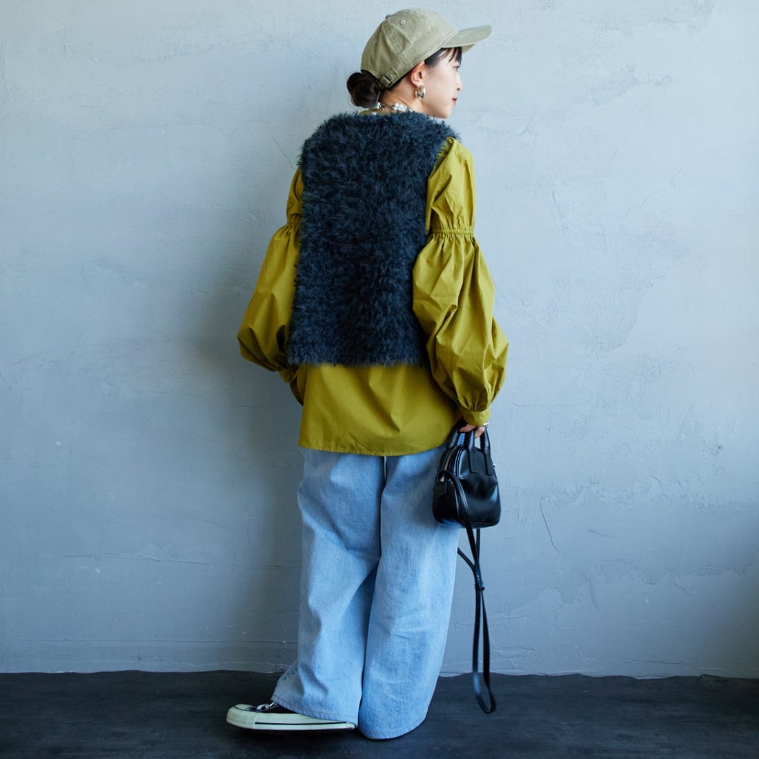 USINE [ユジーヌ] 袖ボリュームチュニックブラウス [IN2-SH-5] MUSTARD &&モデル身長：150cm 着用サイズ：F&&