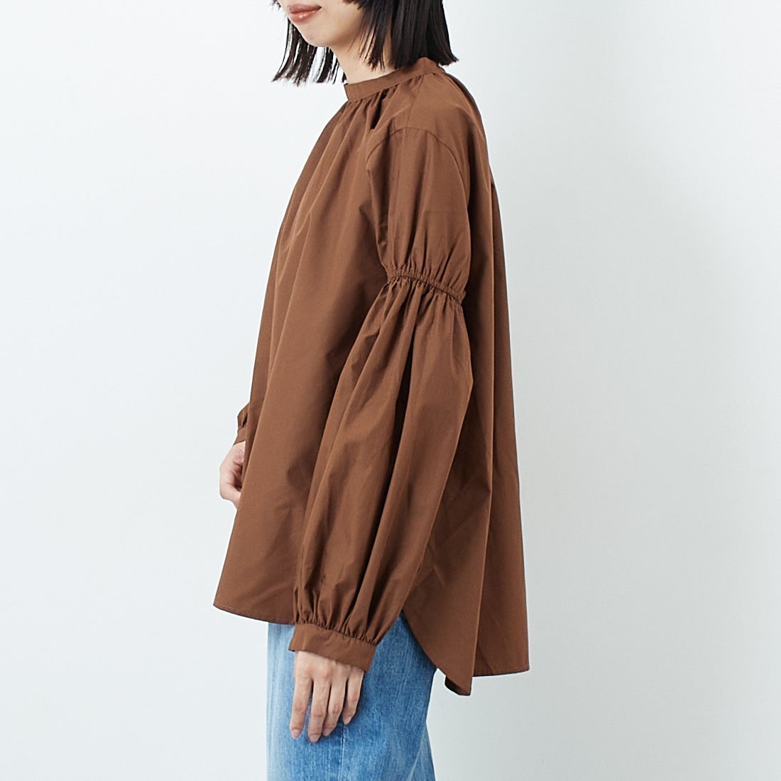 USINE [ユジーヌ] 袖ボリュームチュニックブラウス [IN2-SH-5] BROWN &&モデル身長：162cm 着用サイズ：F&&