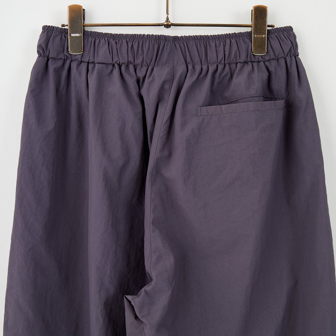 UMBRO [アンブロ] 別注 ナイロントラックパンツ [KBT126-NK-PT1-MS-JF] GRAY