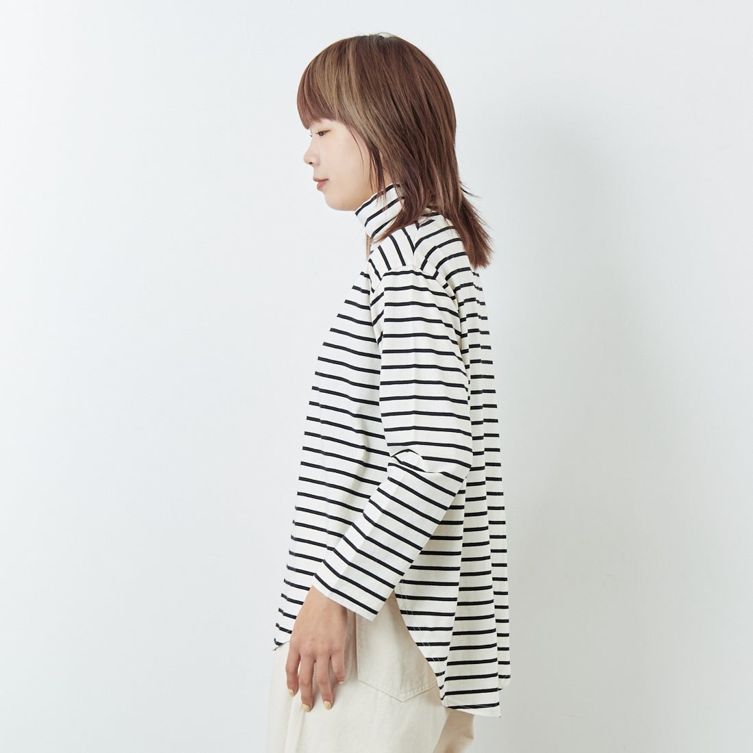 tumugu: [ツムグ] 裾ラウンドハイネックロングボーダーTシャツ [TC22301-BA] 9L BORDER &&モデル身長：167cm 着用サイズ：F&&