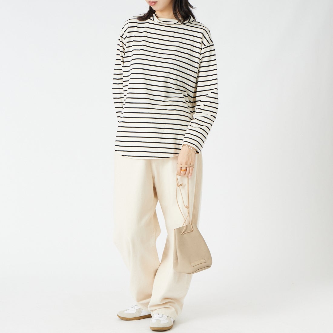 tumugu: [ツムグ] 裾ラウンドハイネックロングボーダーTシャツ [TC22301-BA] 9L BORDER &&モデル身長：162cm 着用サイズ：F&&