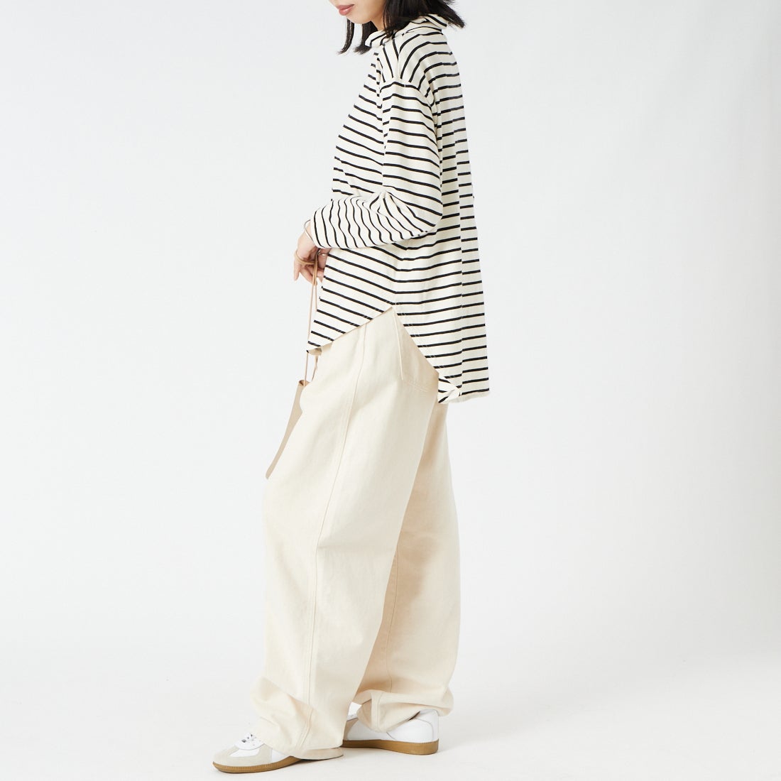 tumugu: [ツムグ] 裾ラウンドハイネックロングボーダーTシャツ [TC22301-BA] 9L BORDER &&モデル身長：162cm 着用サイズ：F&&